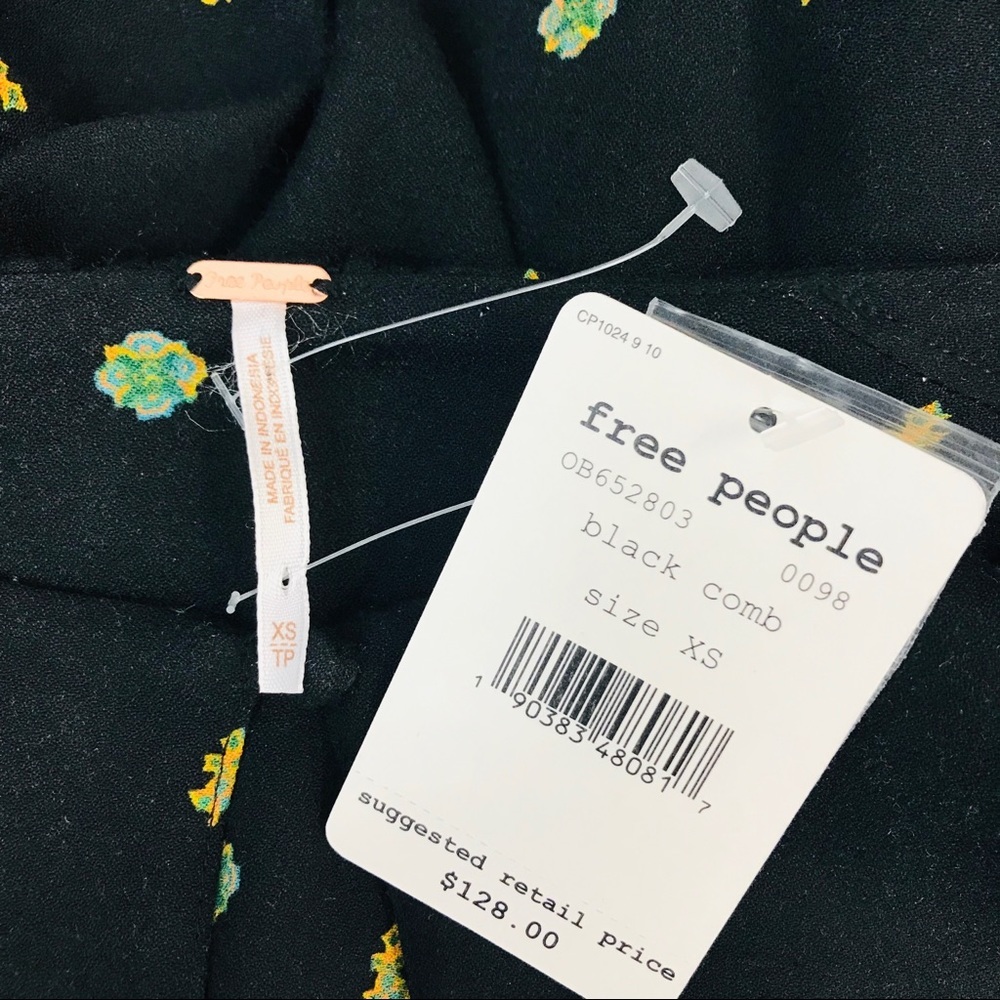 Free People Love Grows Romper Jumpsuit Size XS - Picture 6 of 6